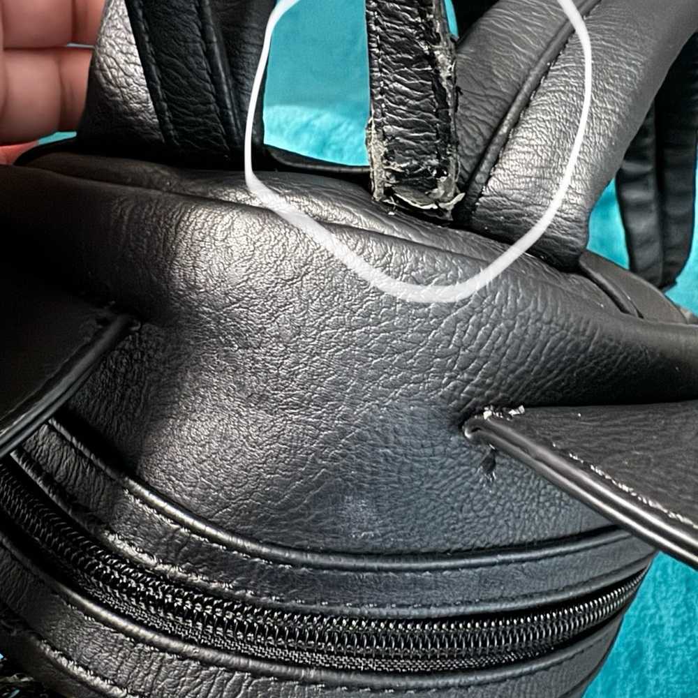 Belle bronze loungefly backpack used - Picture 6 of 9